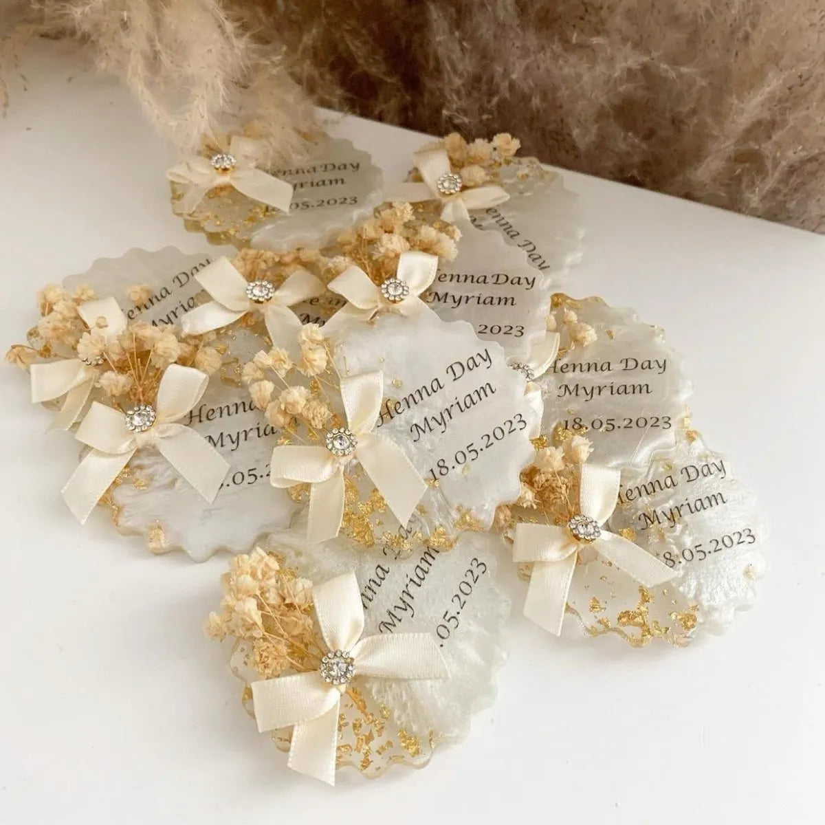 Magnet Aya als personalisiertes Gastgeschenk für Hochzeit, Taufe, Kommunion und Beschneidungsfeier, elegant graviert und dekoriert