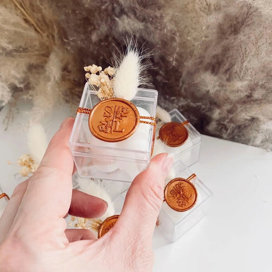 Bubble-Luxe-Kerze als personalisiertes Gastgeschenk zur Hochzeit – luxuriös und elegant