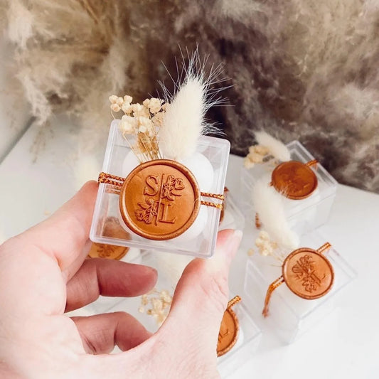 Bubble-Luxe-Kerze als personalisiertes Gastgeschenk zur Hochzeit – luxuriös und elegant