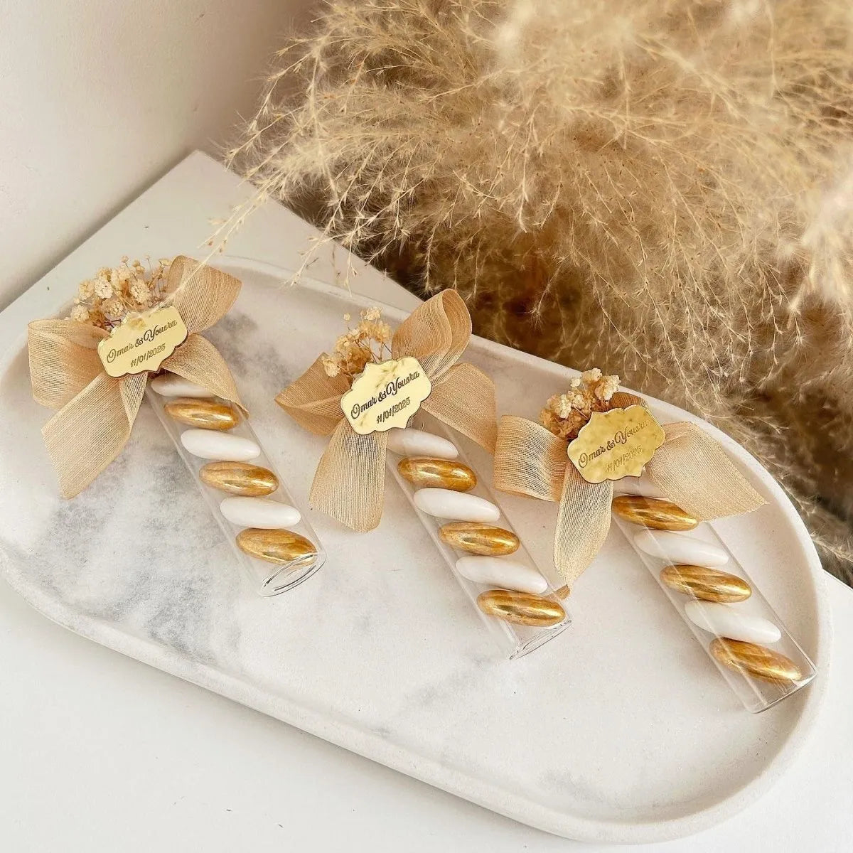 Elixier-Zuckermandeln als personalisiertes Gastgeschenk zur Hochzeit – edel und elegant