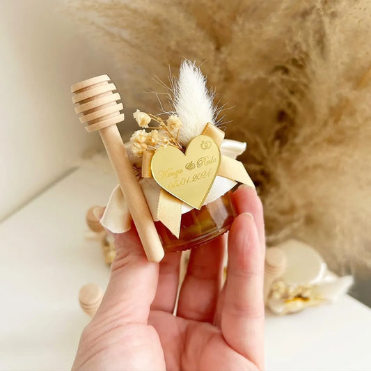 Glamour-Honigglas als personalisiertes Gastgeschenk für Hochzeit und Taufe, mit Holzlöffel, Schleife und eleganter Dekoration