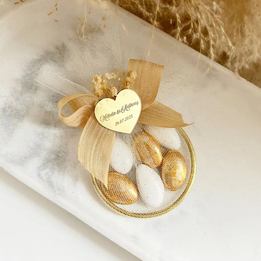 Kaiserin-Zuckermandeln als personalisiertes Gastgeschenk – königlich und elegant