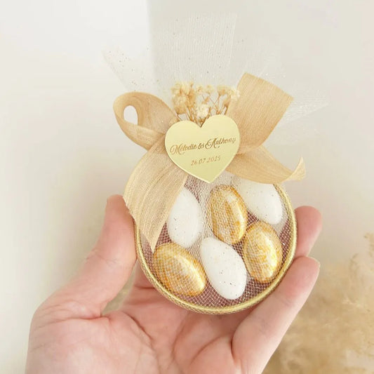 Kaiserin-Zuckermandeln als personalisiertes Gastgeschenk – königlich und elegant