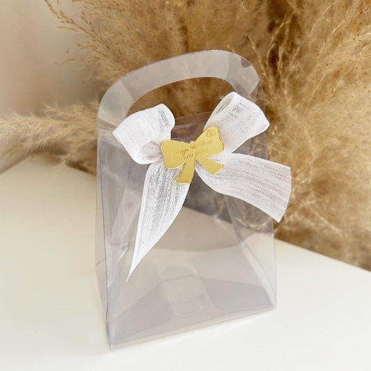 Mona-Geschenktasche als transparente Gastgeschenk-Tasche zur Hochzeit, veredelt mit personalisiertem Satinband