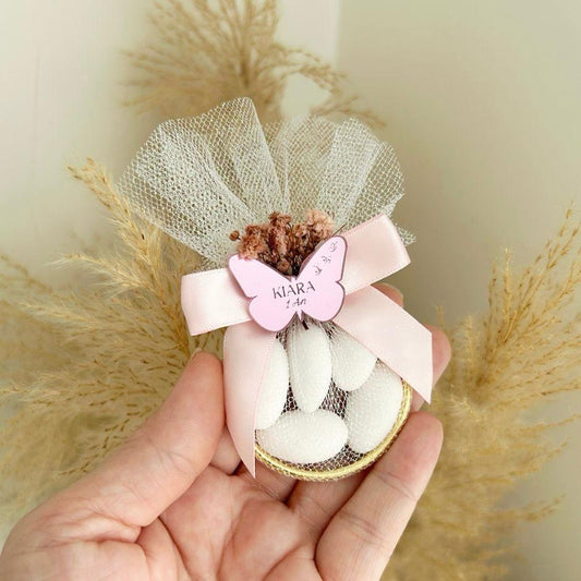 Zuckermandeln „Schmetterling“ als personalisiertes Gastgeschenk zur Taufe oder zum Geburtstag, zart und elegant