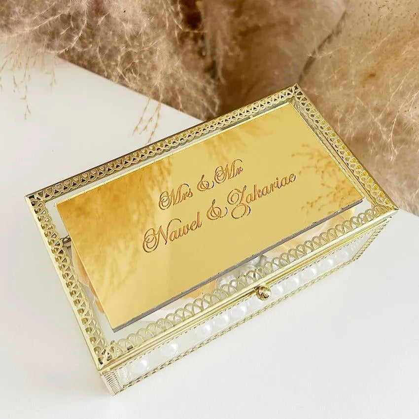 Allianzschatulle „Baya“ als Ringbox zur Hochzeit – goldene Eleganz für Eheringe

