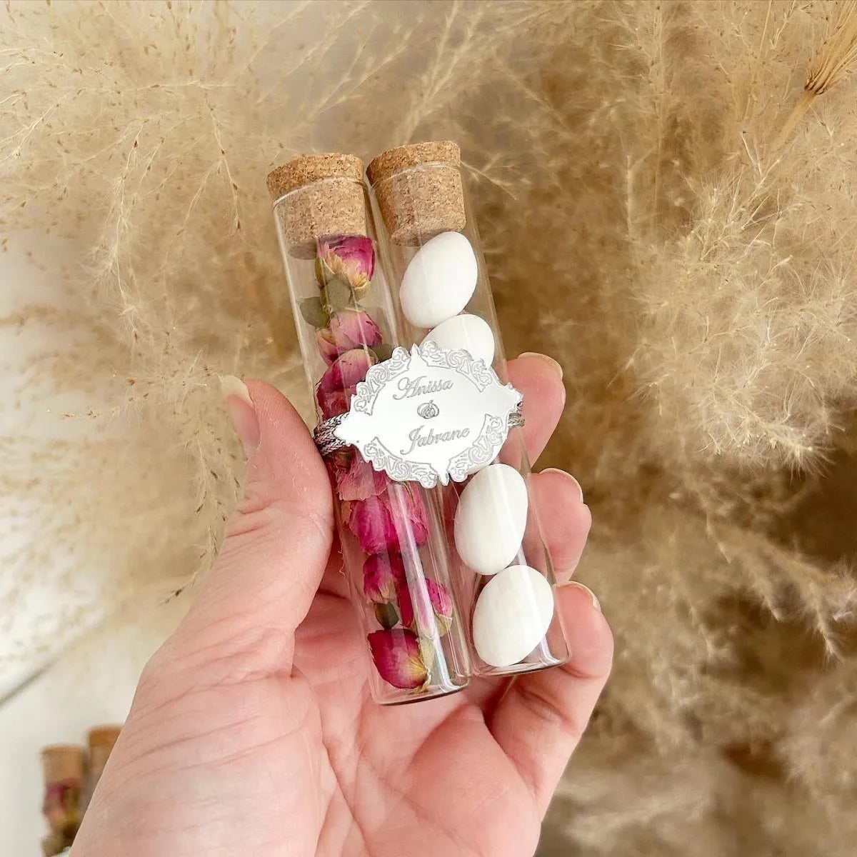 Altesse-Duo-Zuckermandeln als personalisiertes Gastgeschenk zur Hochzeit – 2er-Set im Reagenzglas-Design