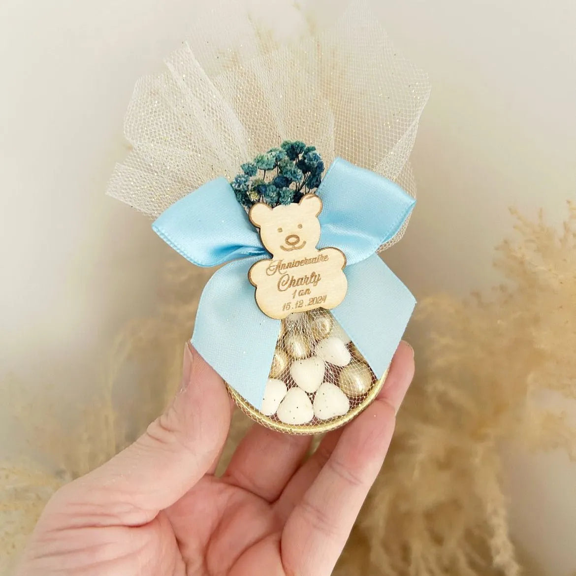 Bleuet-Zuckermandeln als personalisiertes Gastgeschenk für Kommunion oder Taufe – blau und elegant