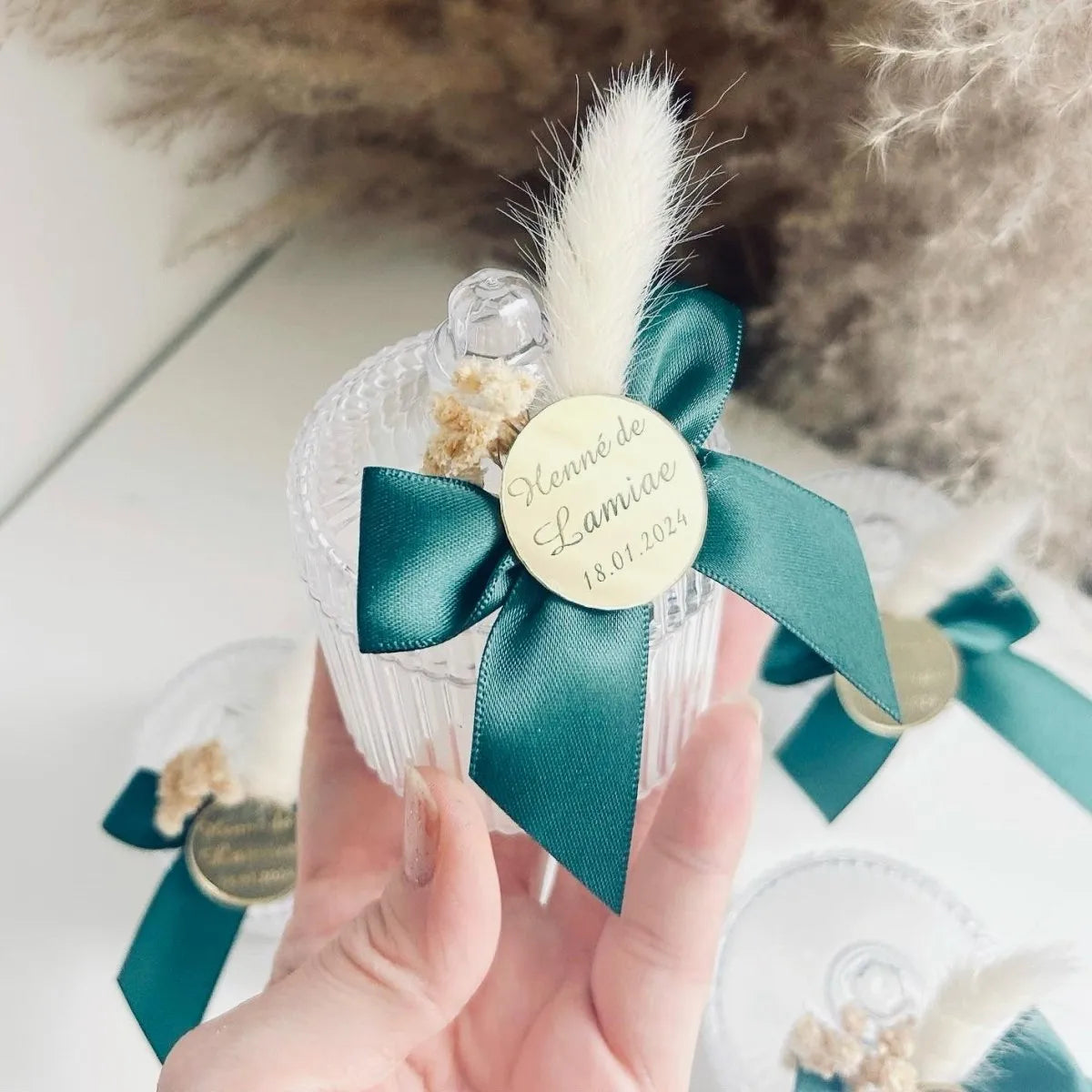 Cristal-Kerze im Kristallglas als personalisiertes Gastgeschenk zur Hochzeit – strahlend und edel