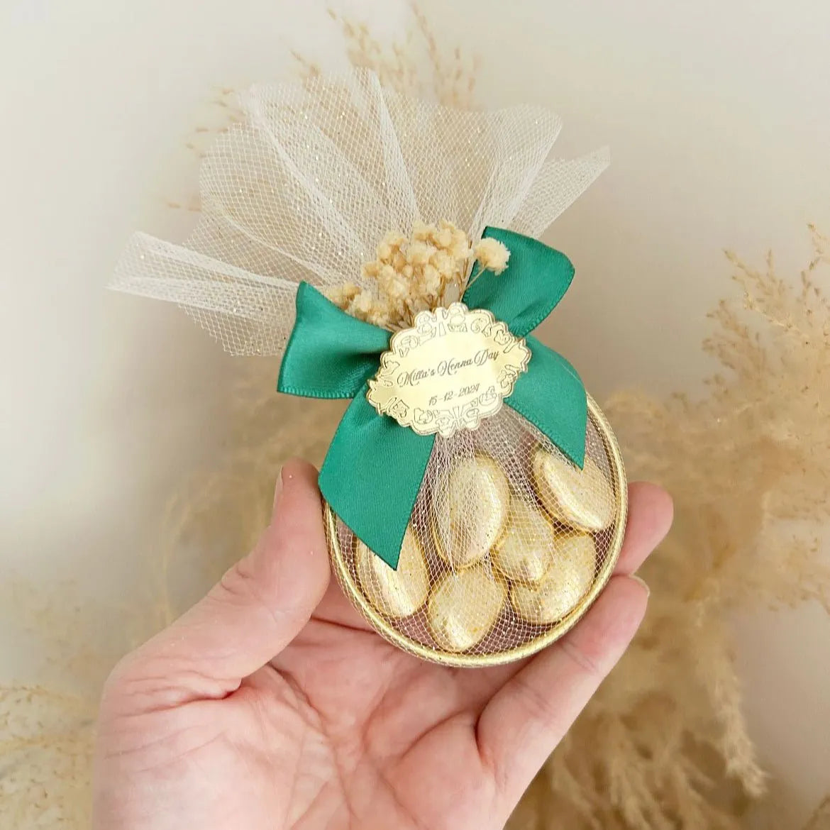 Dubai-Zuckermandeln als luxuriöses Gastgeschenk zur Hochzeit – elegant verpackt