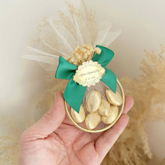 Dubai-Zuckermandeln als luxuriöses Gastgeschenk zur Hochzeit – elegant verpackt