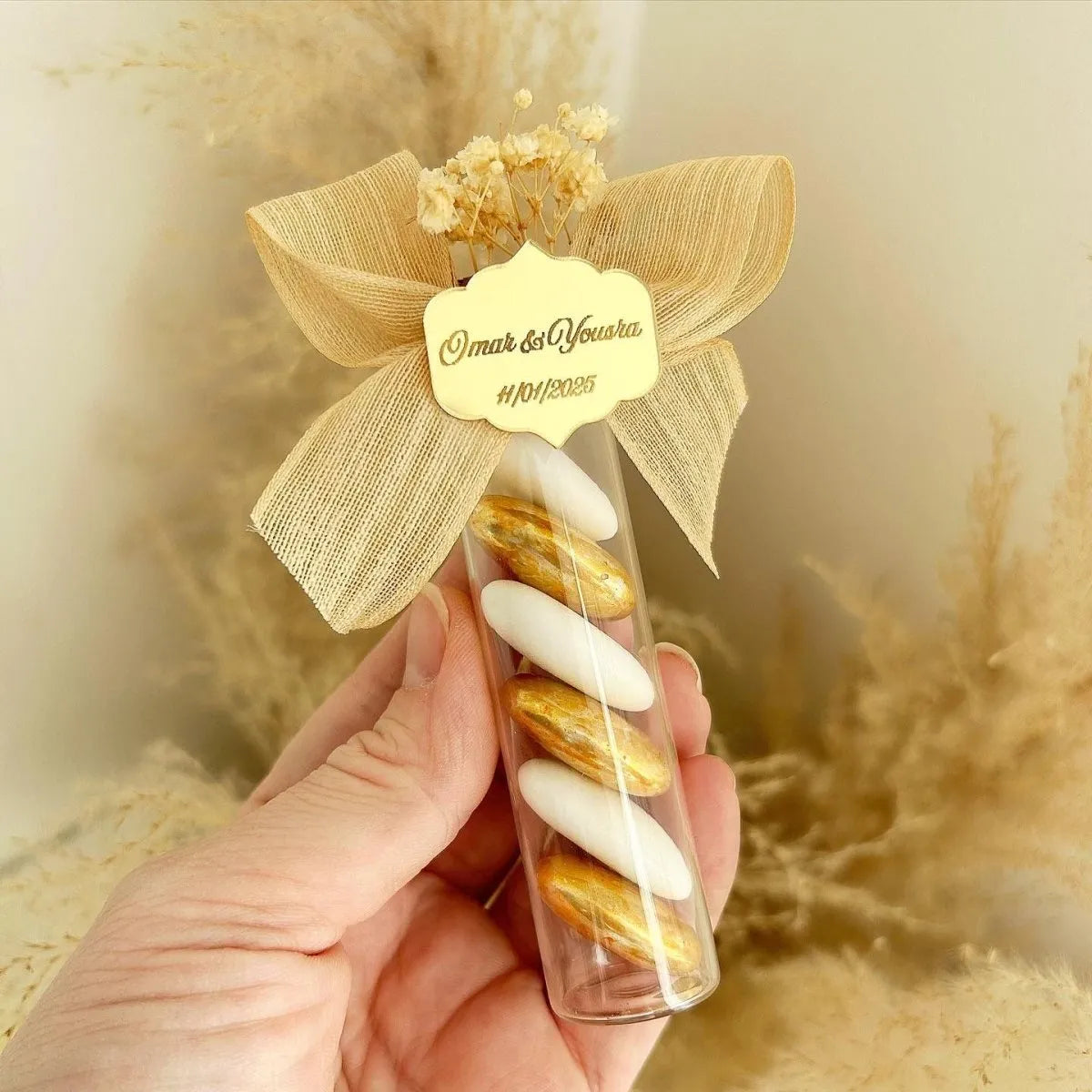 Elixier-Zuckermandeln als personalisiertes Gastgeschenk zur Hochzeit – edel und elegant