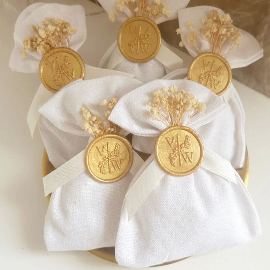 Époque-Zuckermandel-Beutel als Gastgeschenk zur Hochzeit – vintage-inspiriert und elegant