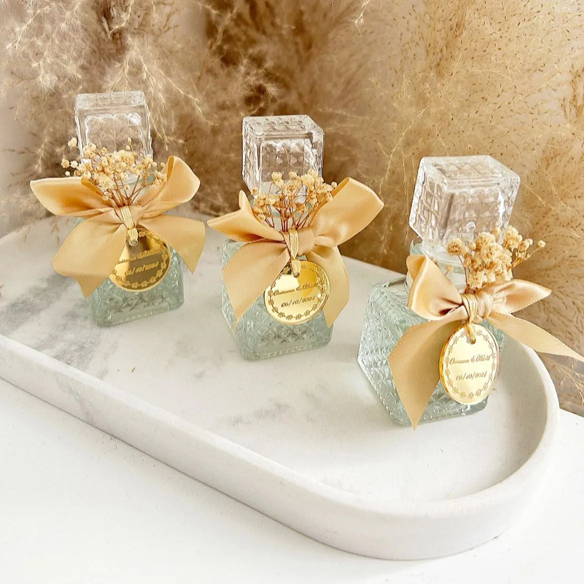 Eau de Cologne Flakon „Luxus“ als personalisiertes Gastgeschenk zur Hochzeit – elegant