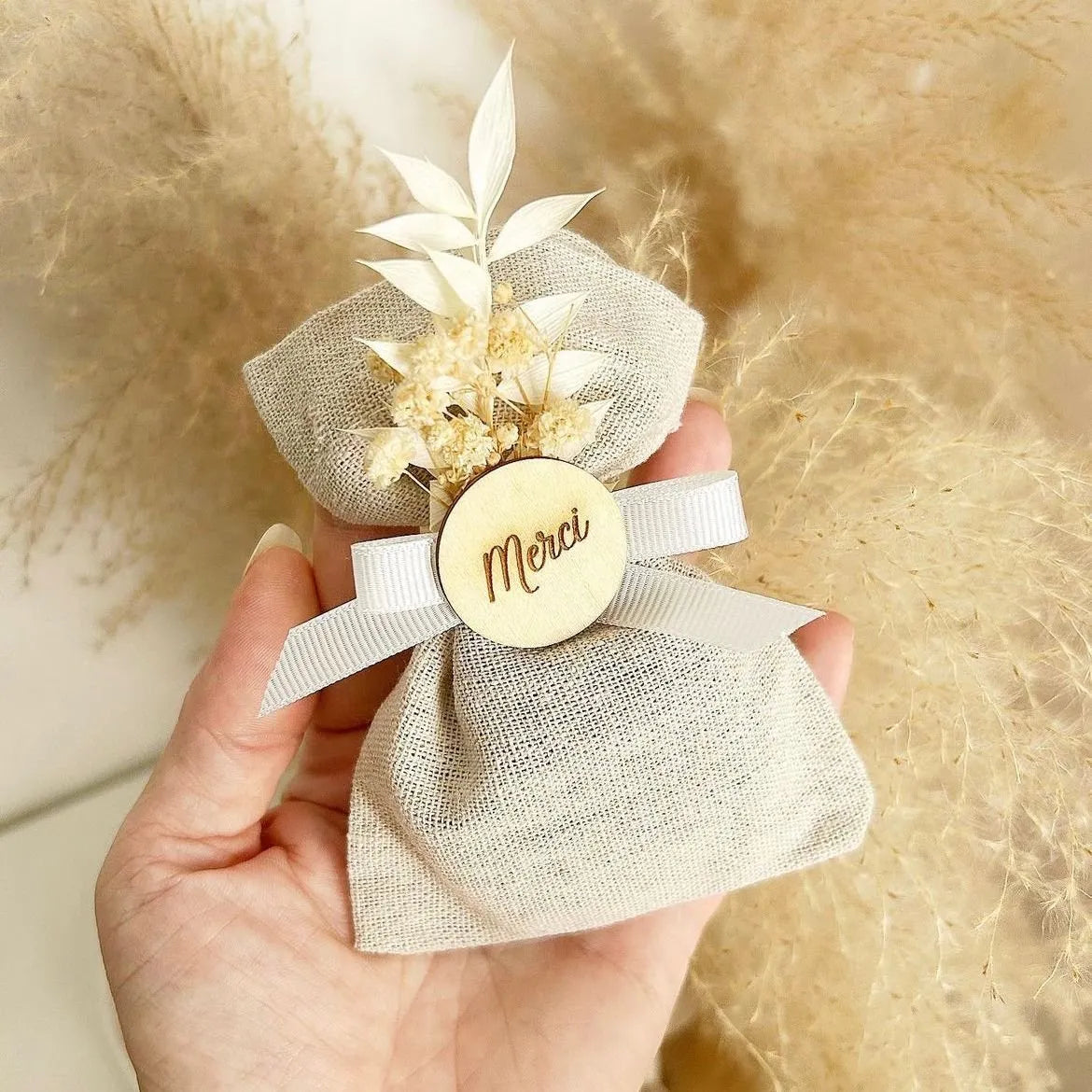 Lavendel-Provence-Beutel als Gastgeschenk zur Taufe oder Kommunion – elegant und duftend