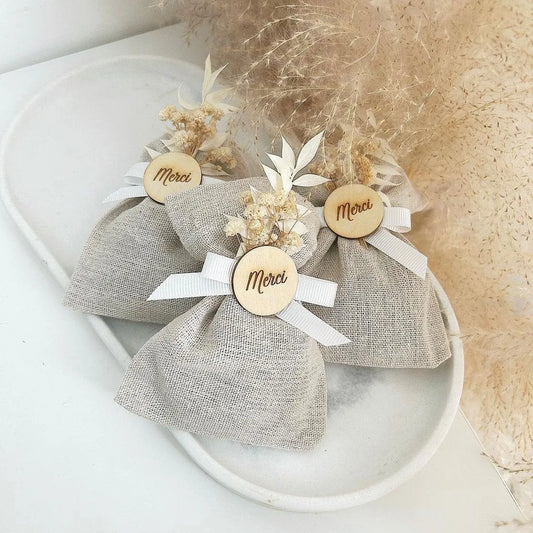 Lavendel-Provence-Beutel als Gastgeschenk zur Taufe oder Kommunion – elegant und duftend