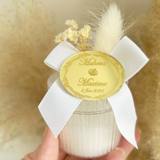 Louise-Kerze als personalisiertes Gastgeschenk für Hochzeit oder Geburtstag – elegant und strahlend
