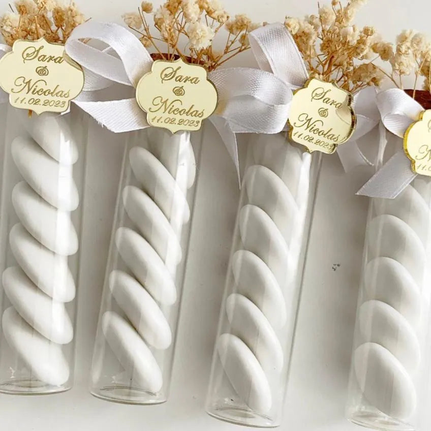 Perle-Zuckermandeln im personalisierten Röhrchen – edles Gastgeschenk zur Hochzeit