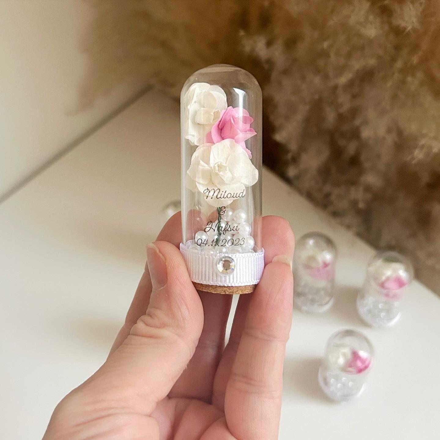 Pinky-Rose-Glasglocke als Gastgeschenk zur Taufe oder Hochzeit, rosafarben, märchenhaft und elegant