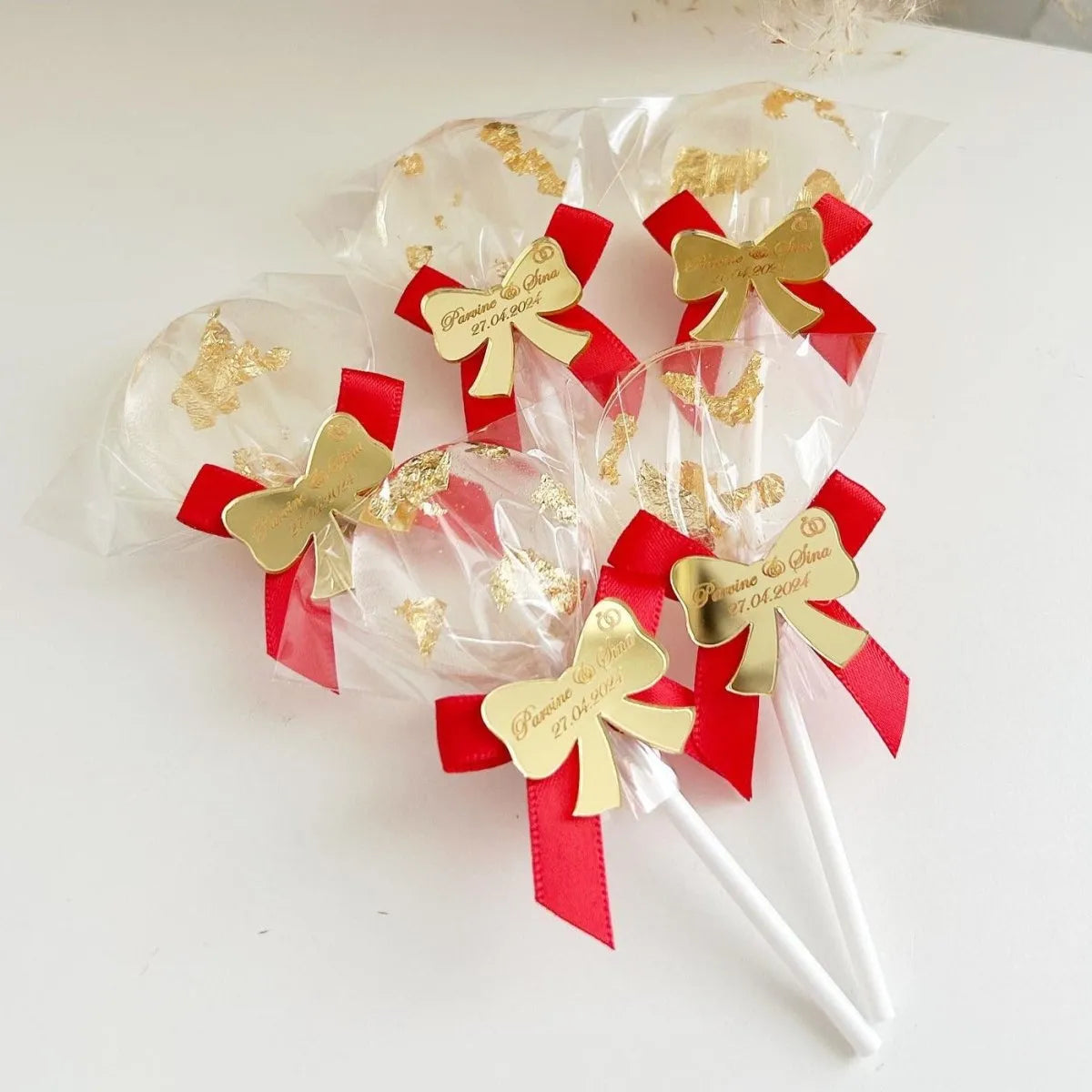 Roter Minnie-Lutscher als Gästegabe, süßes Gastgeschenk für Hochzeit und Taufe