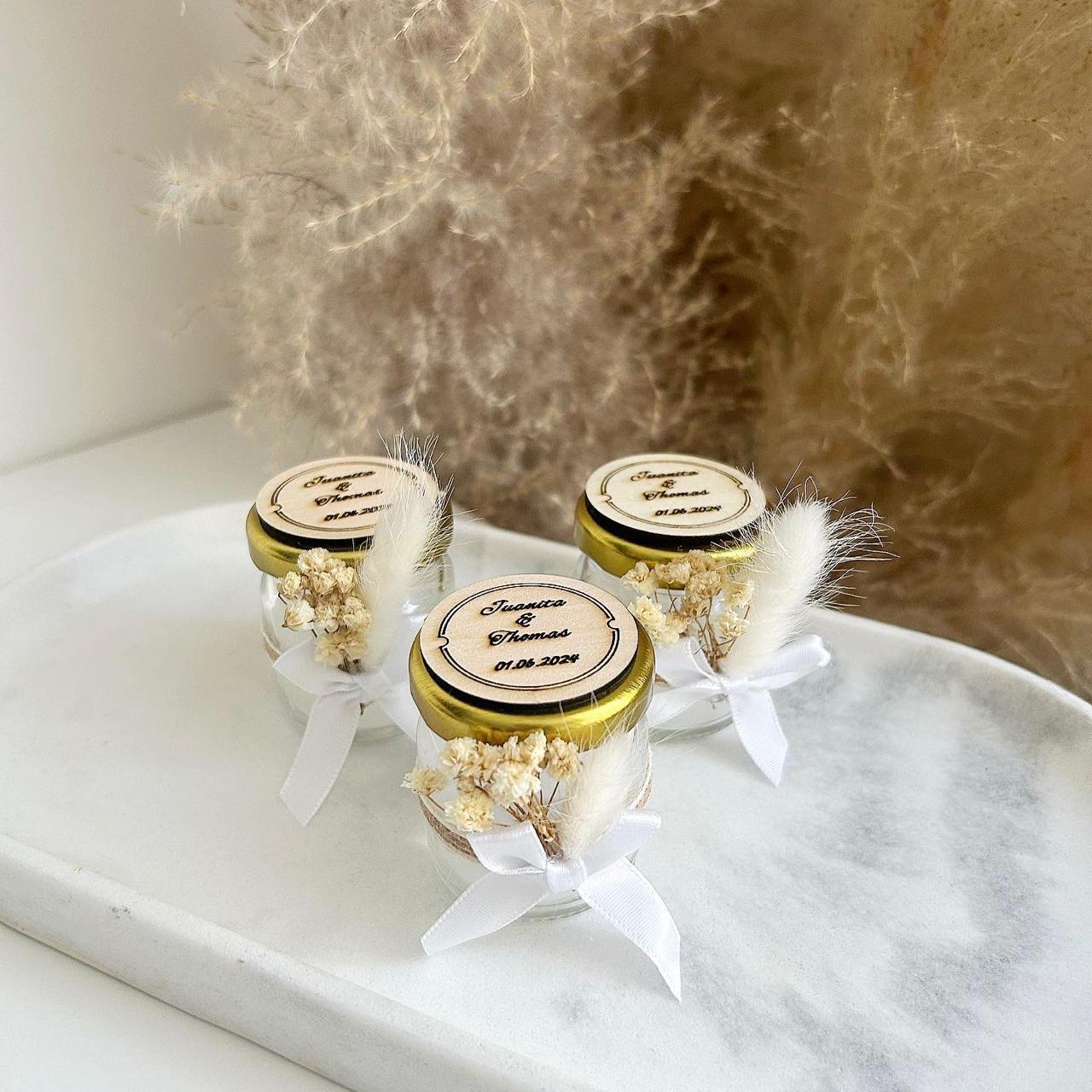 Rustikale Kerze als Gästegabe, natürliches Gastgeschenk für die Hochzeit