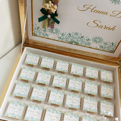 Schokoladenbox „Henna Day“ als personalisiertes Gastgeschenk-Set zur Hochzeit – elegant präsentiert