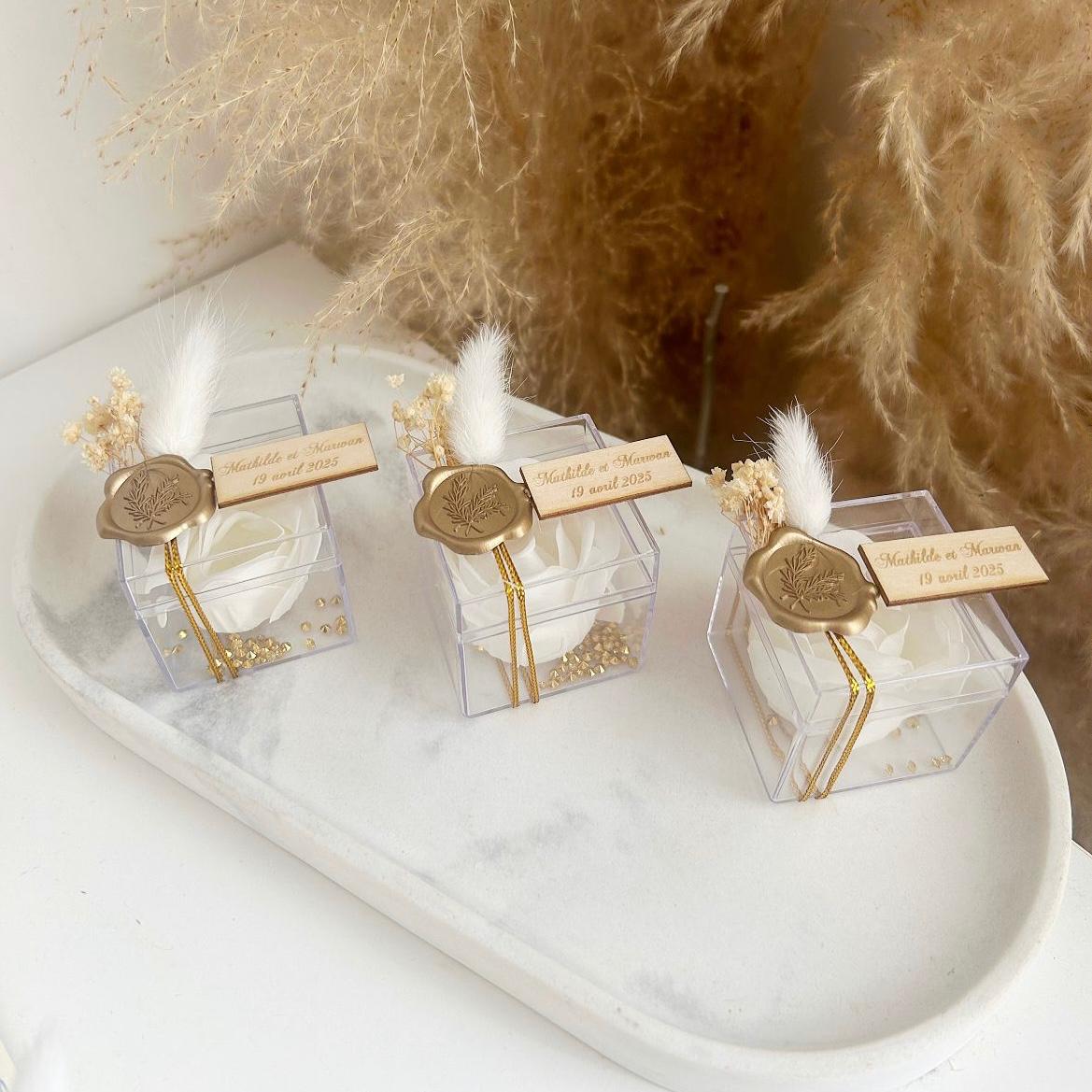 Seifenrose als Gastgeschenk zur Hochzeit, Voltaire, edel verpackt, duftendes Andenken