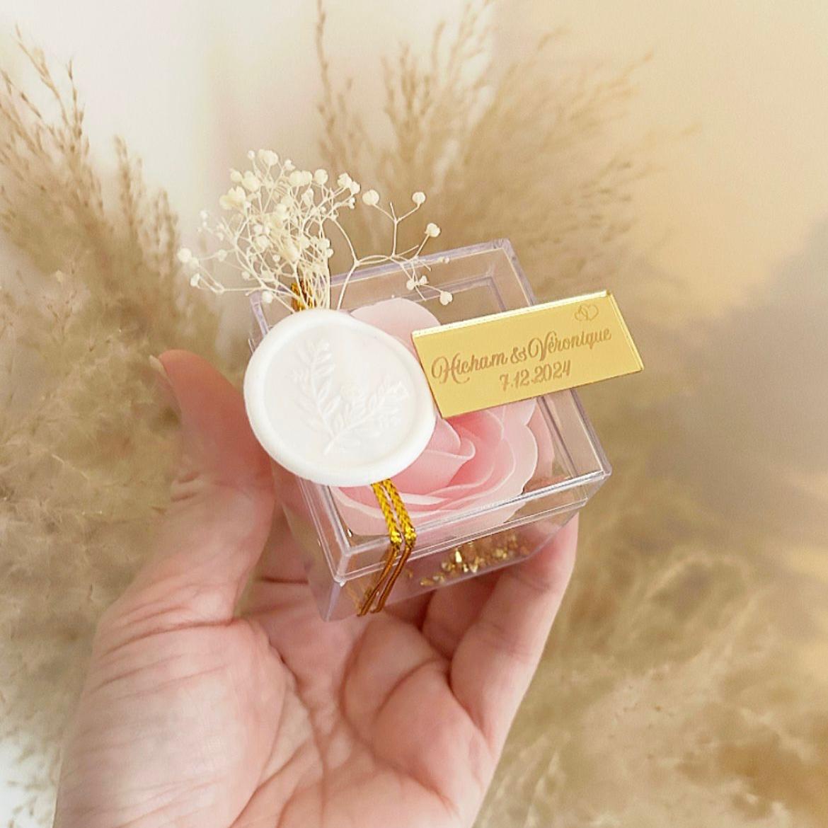 Seifenrose Soélia als Gästegabe, romantisches Gastgeschenk für Hochzeit und Taufe