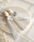 Personalisierte Tulpenkerzen Bride mit Namen und weißer Spitze für Hochzeitsgäste