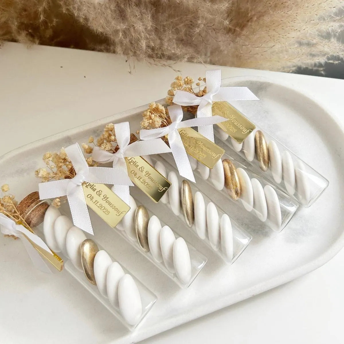 Valencia-Zuckermandeln als personalisiertes Gastgeschenk zur Hochzeit – elegant verpackt