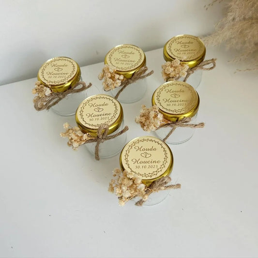 Versailles-Kerze als personalisiertes Gastgeschenk zur Hochzeit – goldener Glanz und elegant