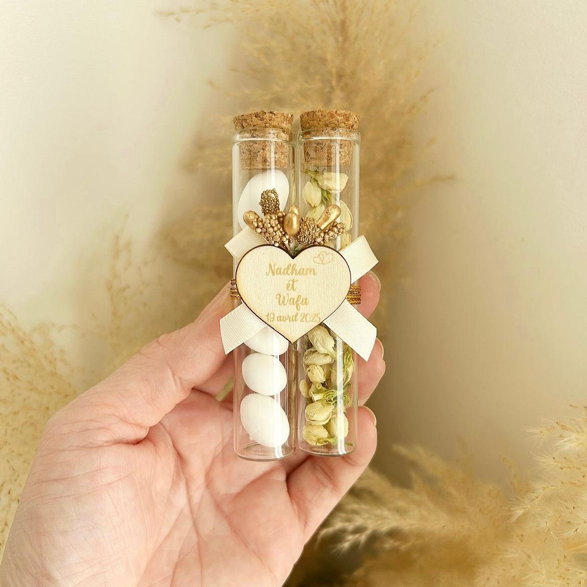 Zuckermandeln „Duo Eleganz“ als personalisiertes Gastgeschenk zur Hochzeit, Röhrchen mit Schleife und Etikett