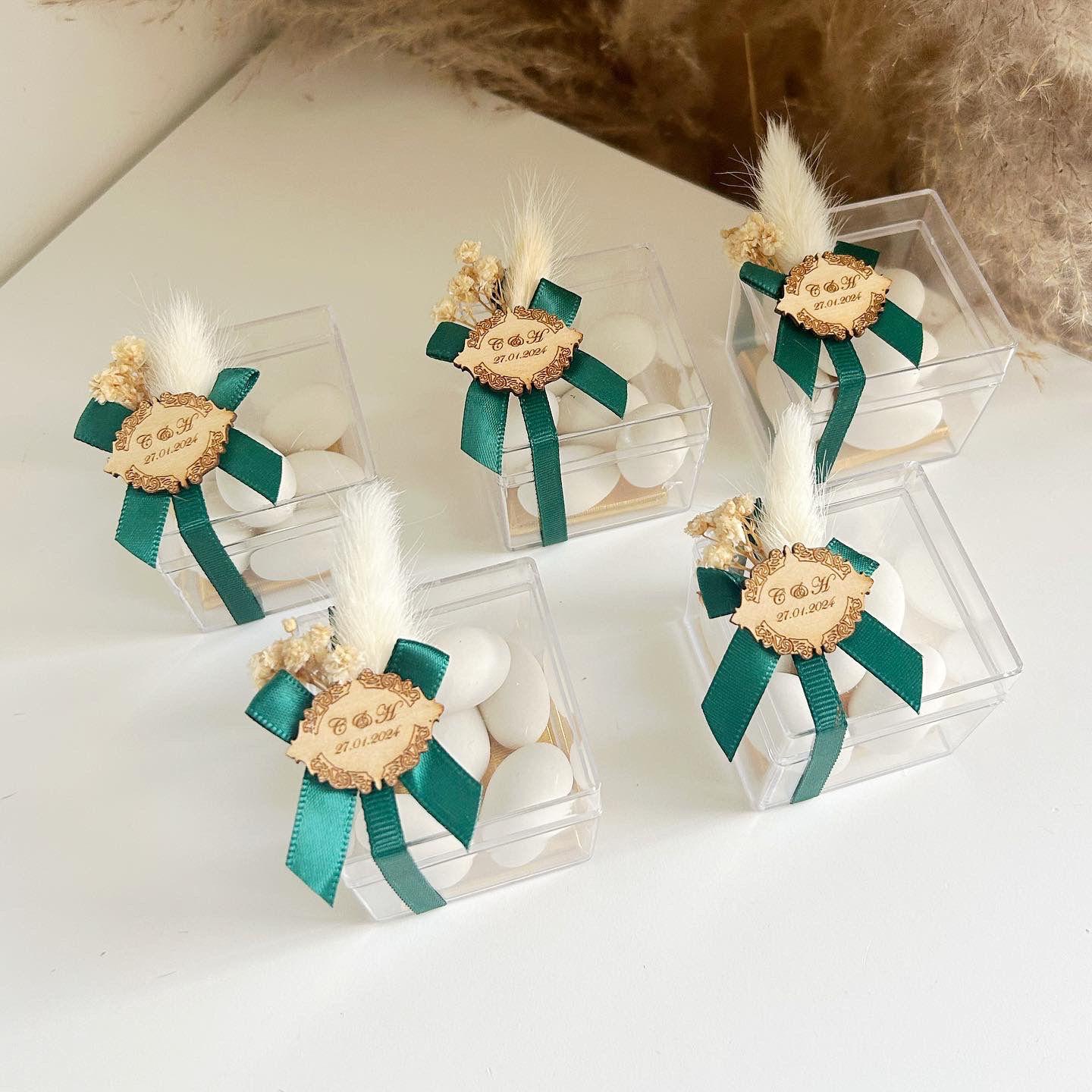 Zuckermandeln „Geschenk“ als personalisiertes Gastgeschenk für Hochzeit, Taufe, Kommunion oder Beschneidung, stilvoll dekoriert